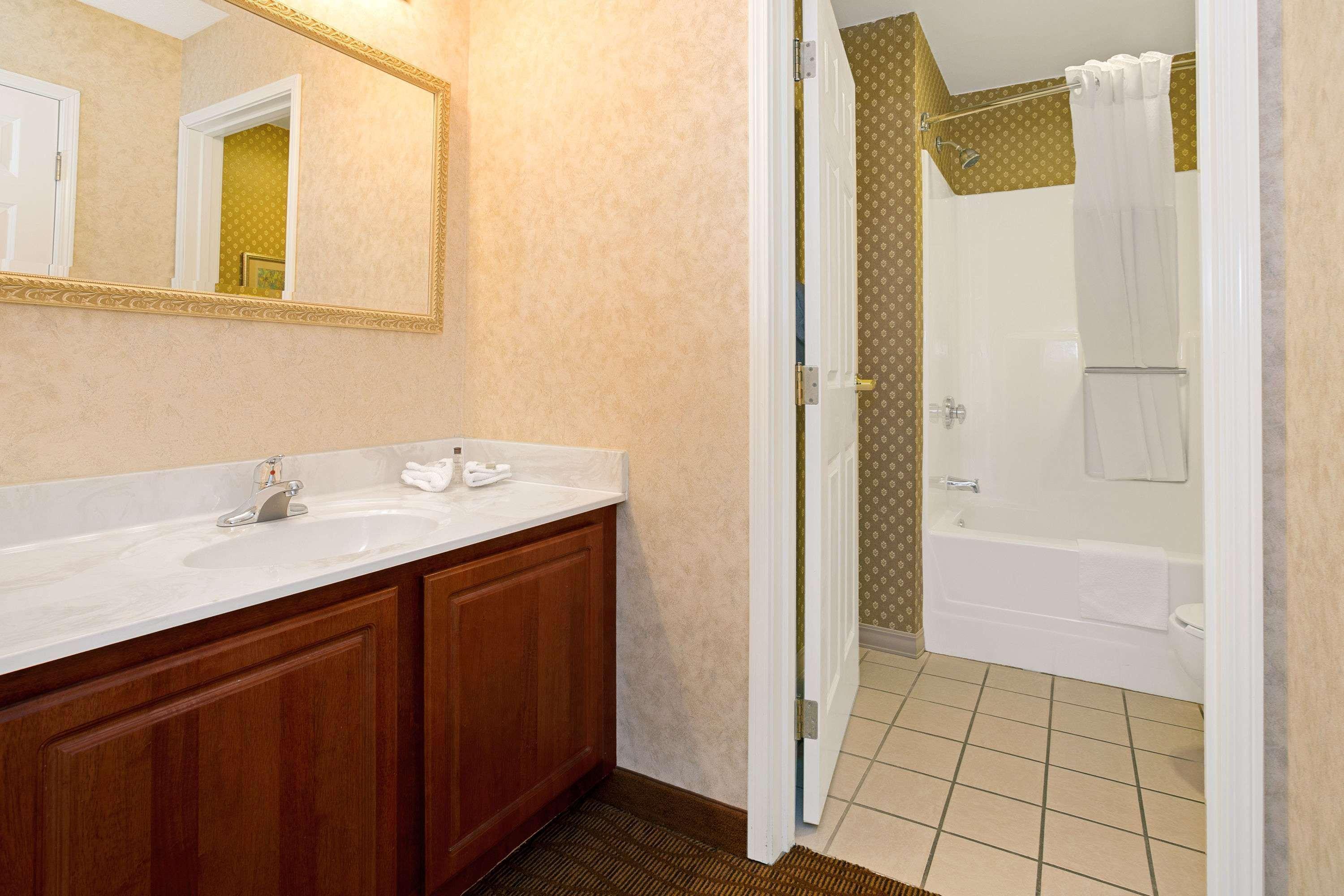 Hawthorn Suites By Wyndham Cincinnati/Sharonville Extérieur photo