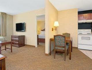 Hawthorn Suites By Wyndham Cincinnati/Sharonville Extérieur photo